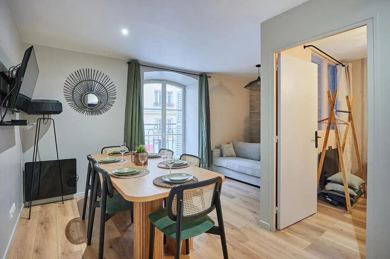 Apartment Centrer Of Paris By Studio Prestige 0*,  France