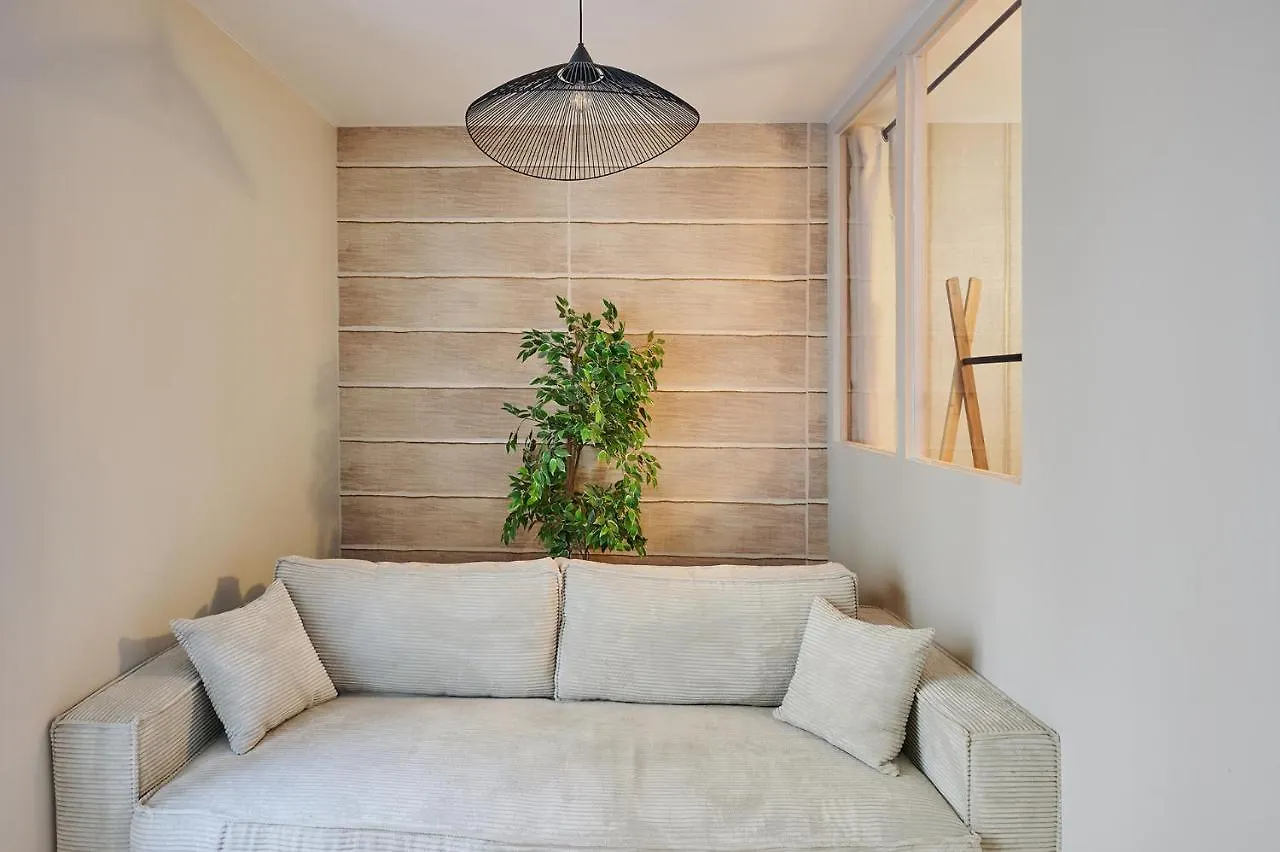 Apartment Centrer Of Paris By Studio Prestige France