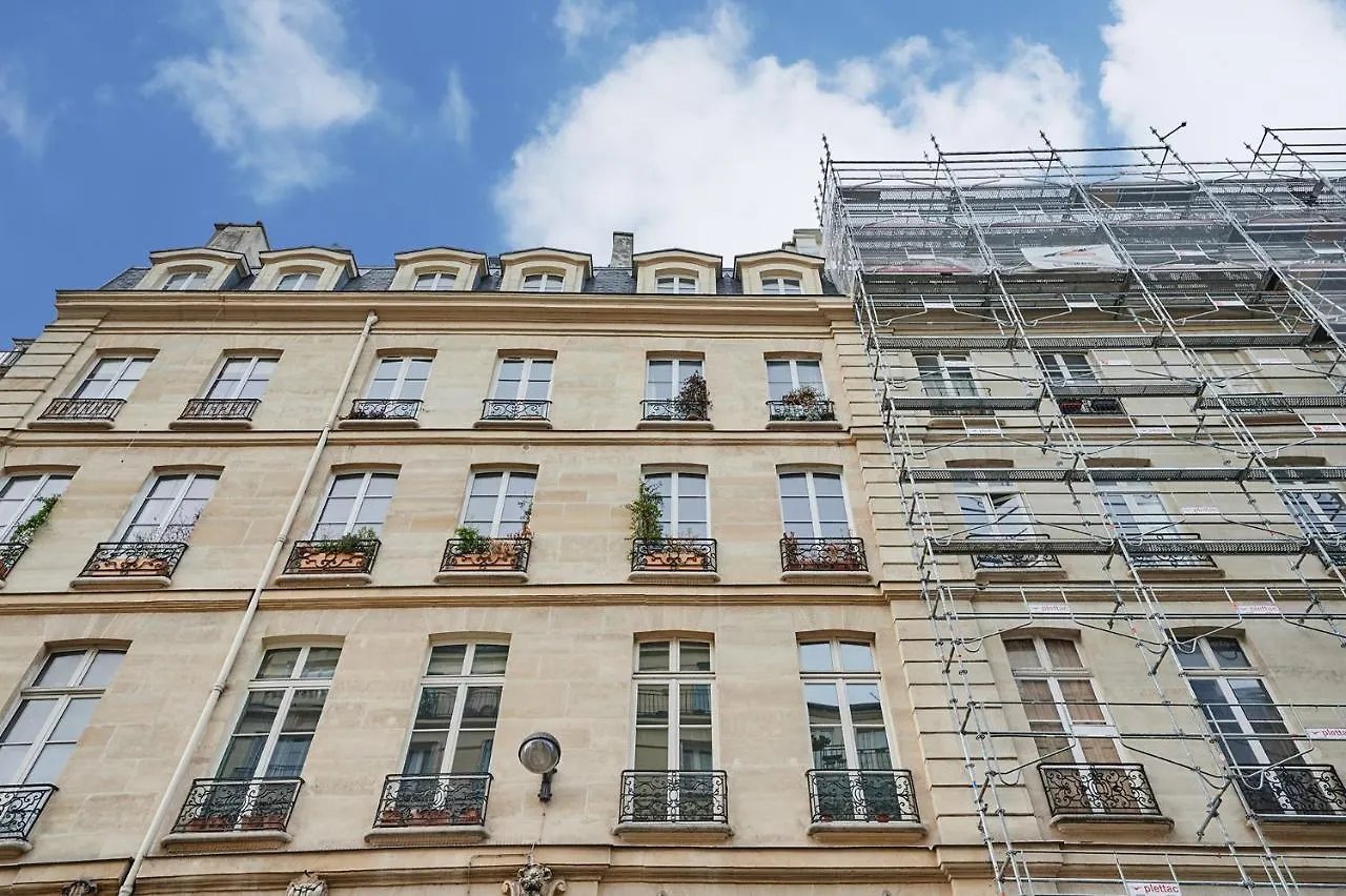 Apartment Centrer Of Paris By Studio Prestige France